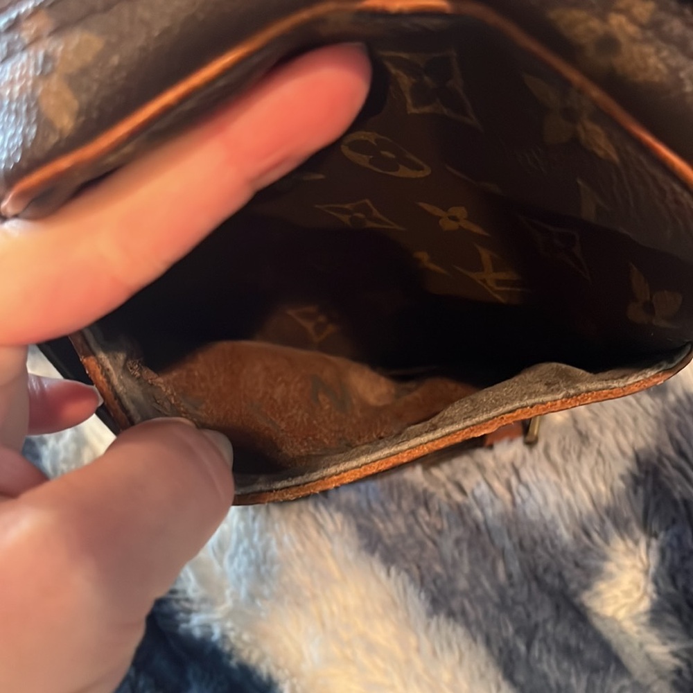 Louis Vuitton Monogram Crossbody Bag in Brown and Tan - Picture 5 of 8